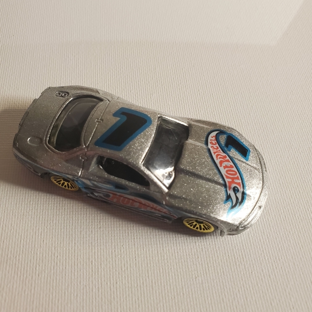 Vintage 1998- Olds Aurora GTS-1 Hot Wheel - Picture 4 of 7